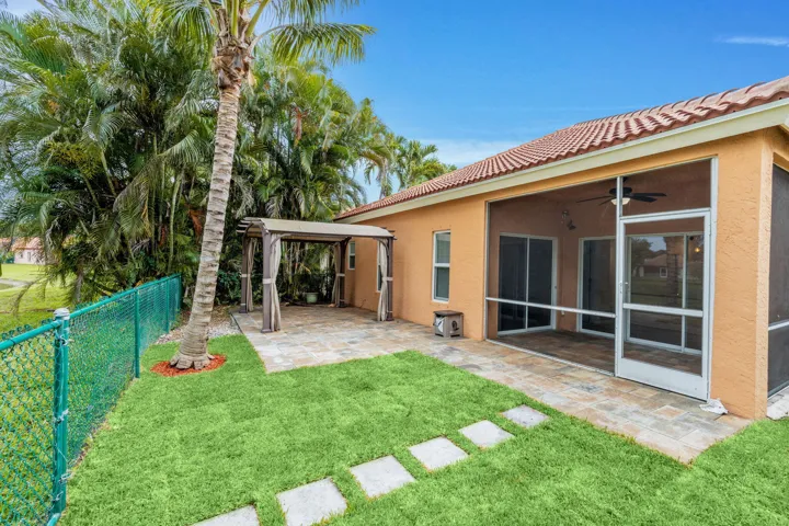 35-web-or-mls-A7405766