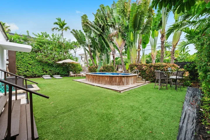 8-web-or-mls-2183-bay-dr