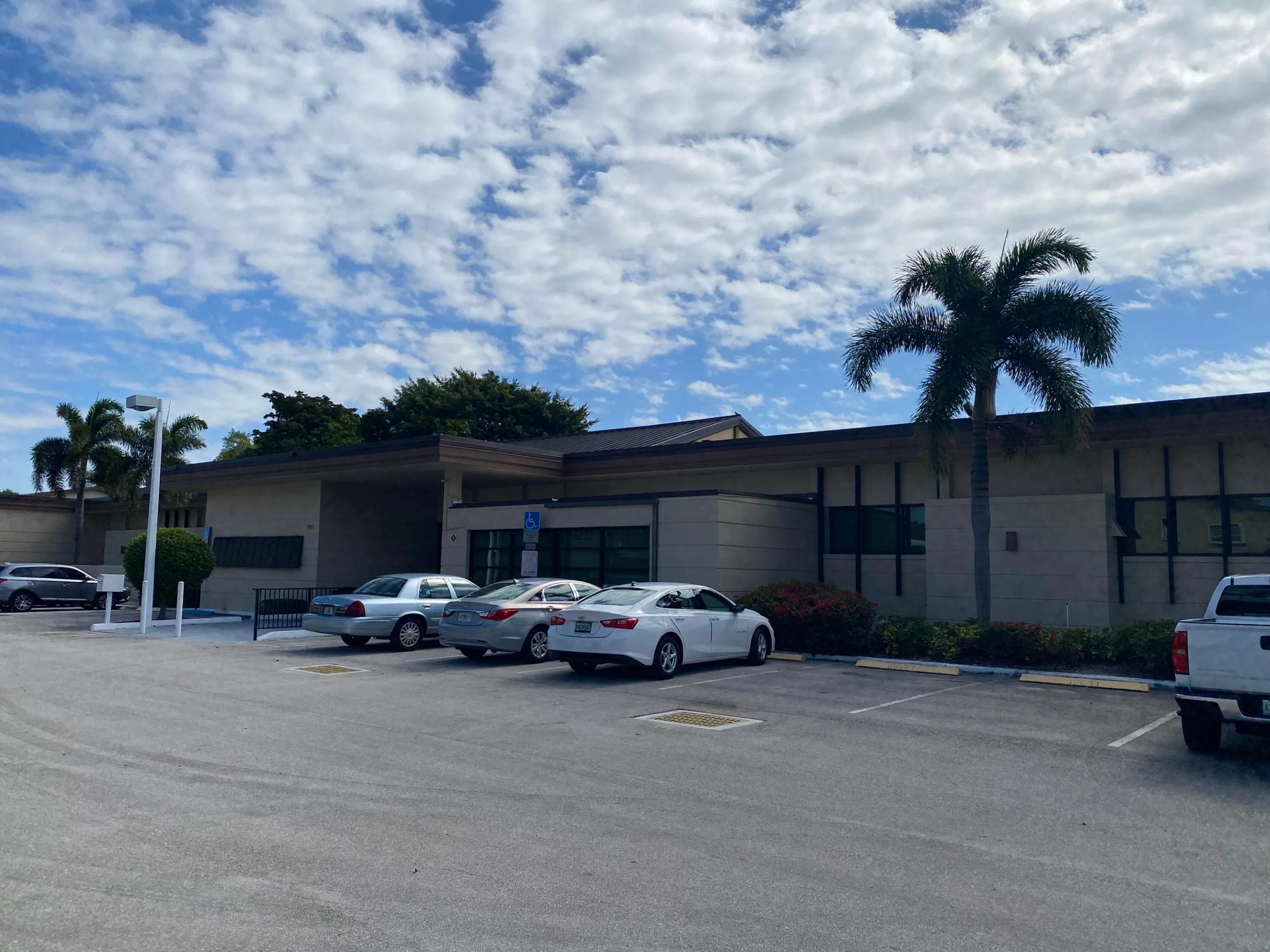Oriole Gardens HOA Building