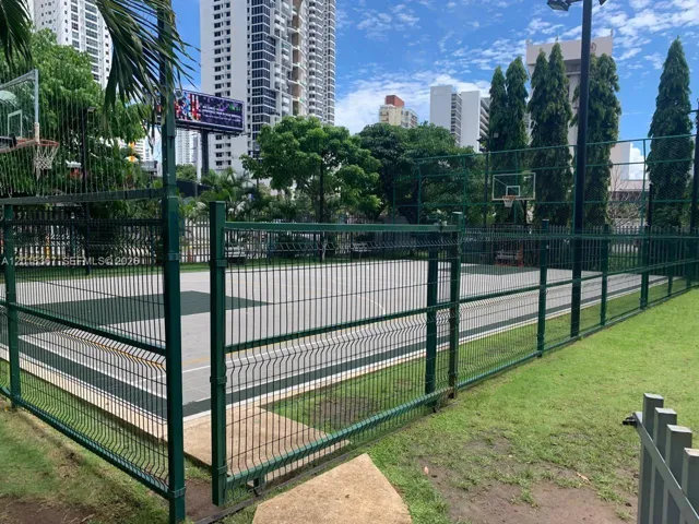 Courts Building Amenities