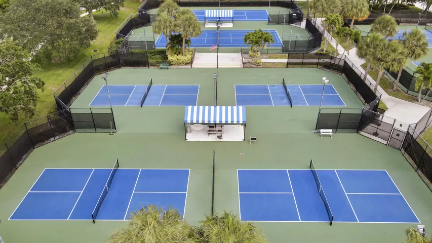Tennis & Pickle Ball Courts