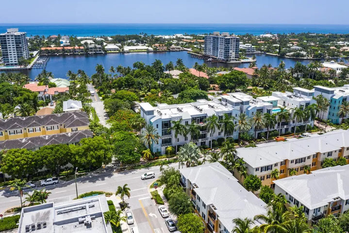 022-335SE6thAve-DelrayBeach-FL-small
