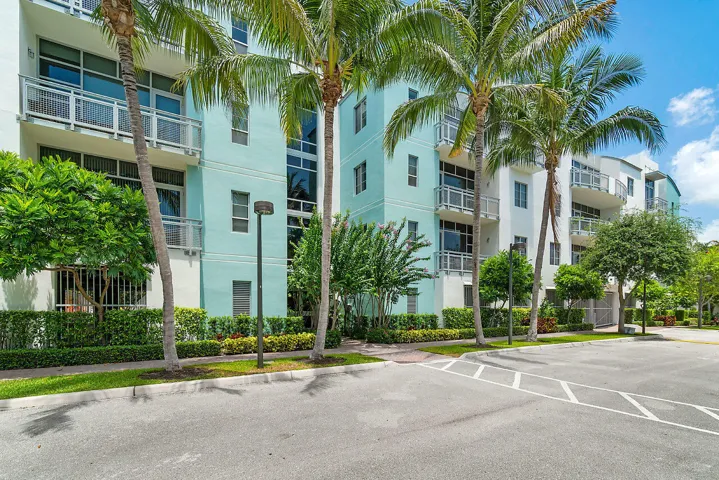 001-335SE6thAve-DelrayBeach-FL-small