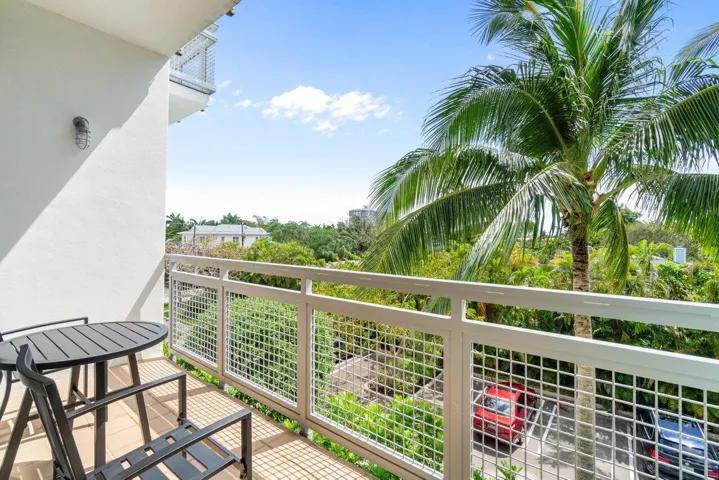 019-335Southeast6thAvenue-Unit304-Delray