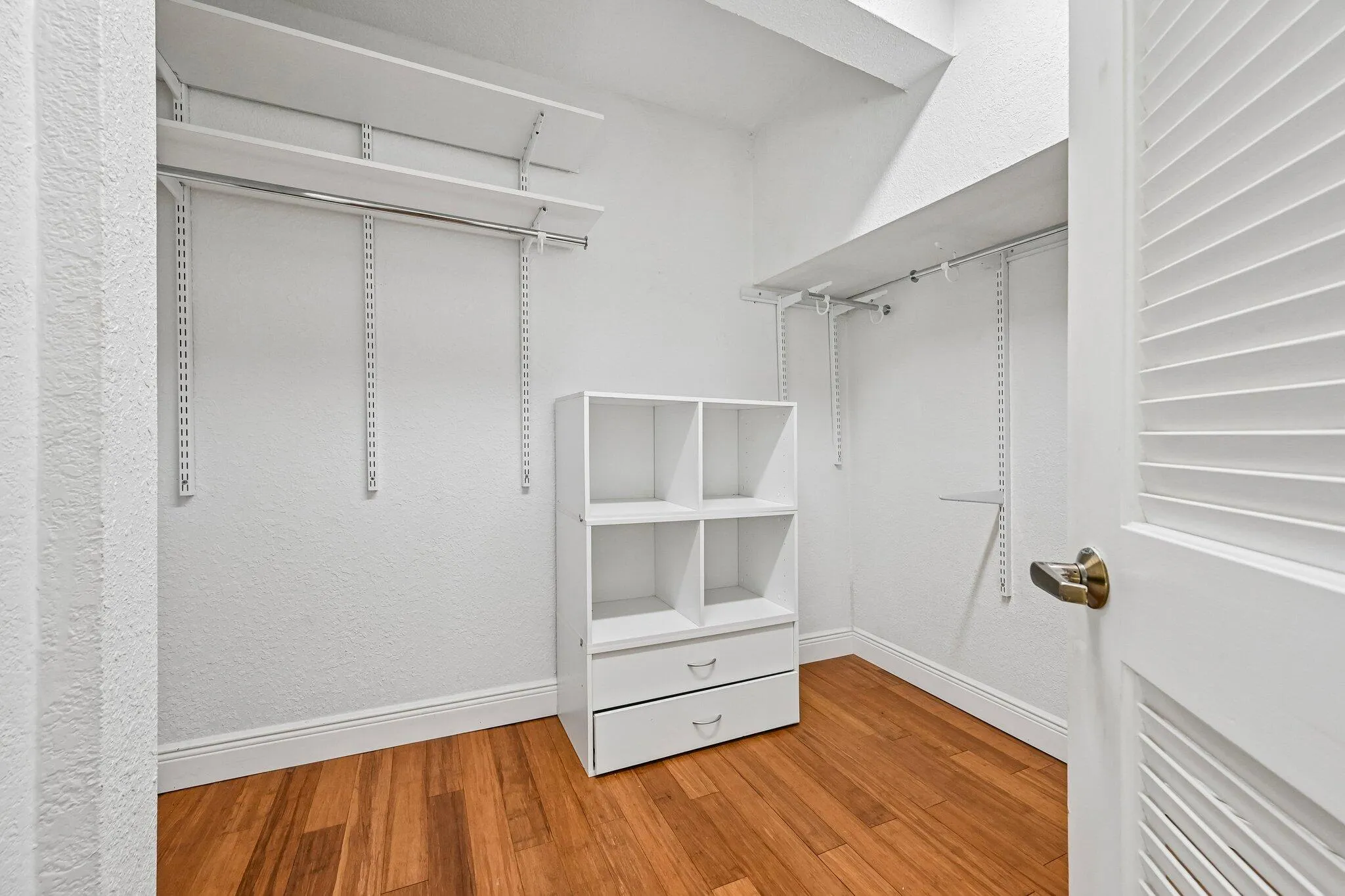 39-web-or-mls-NW 14th St-S2805-039