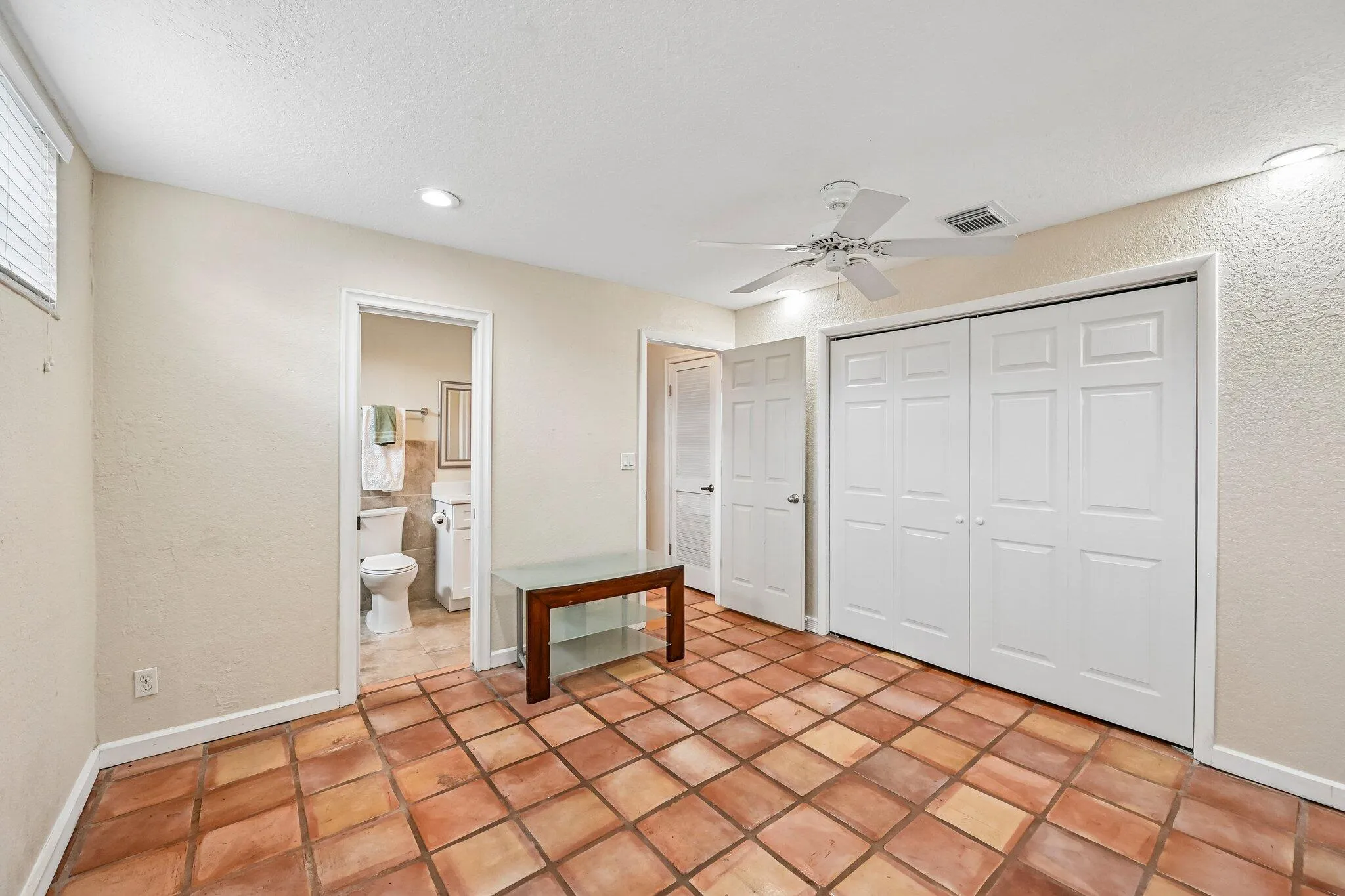 22-web-or-mls-NW 14th St-S2805-022