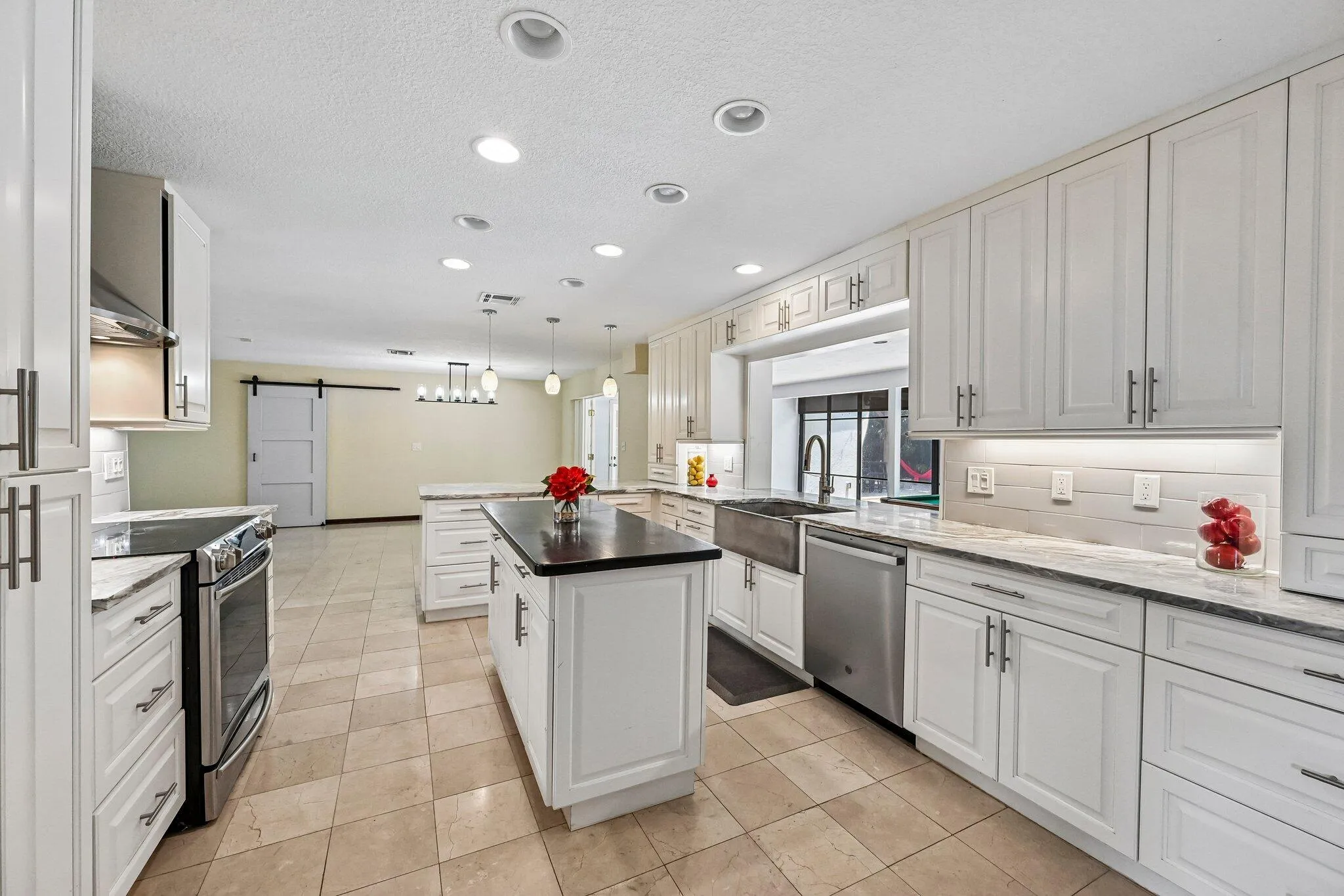 16-web-or-mls-NW 14th St-S2805-016