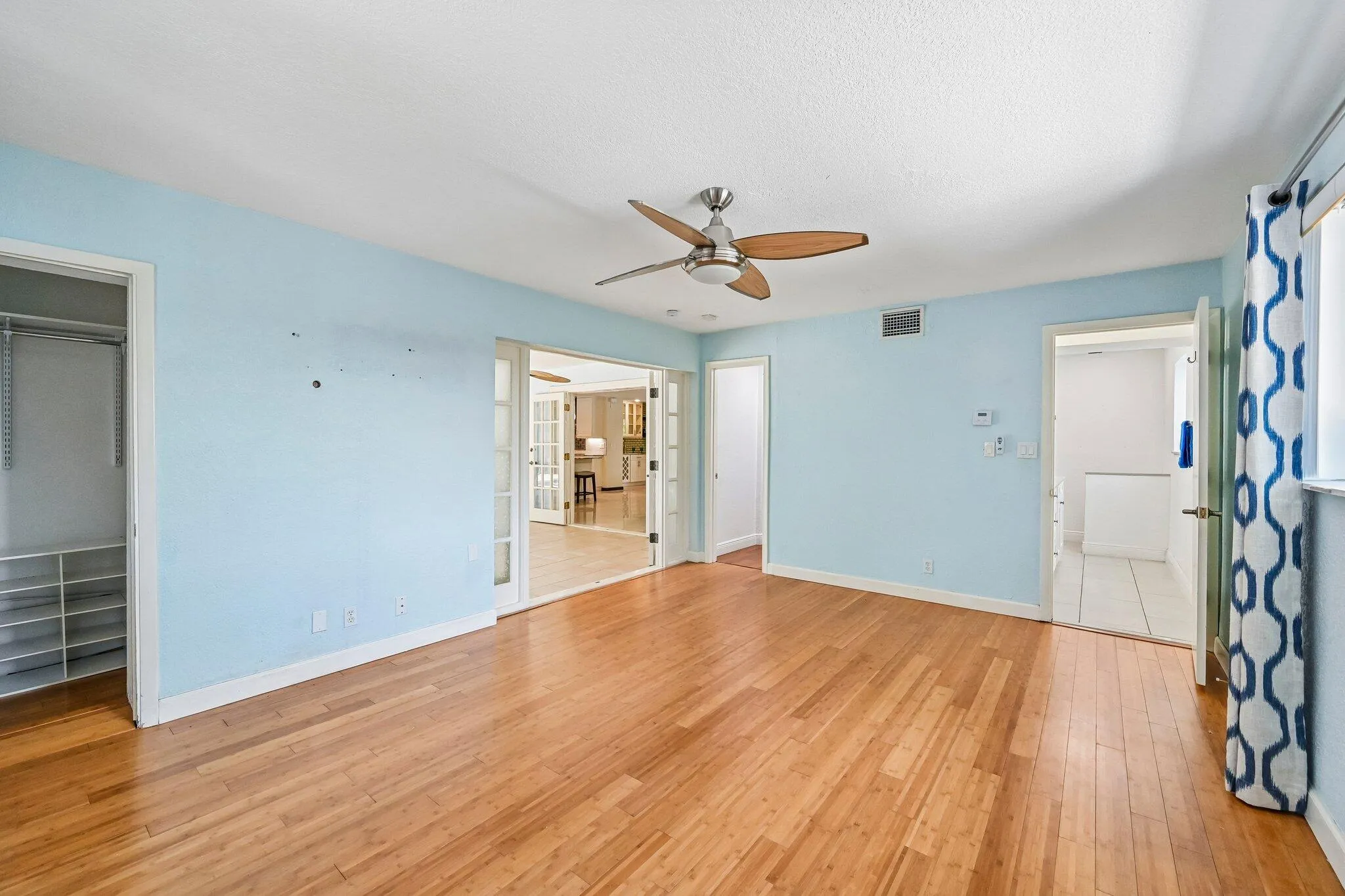 38-web-or-mls-NW 14th St-S2805-038
