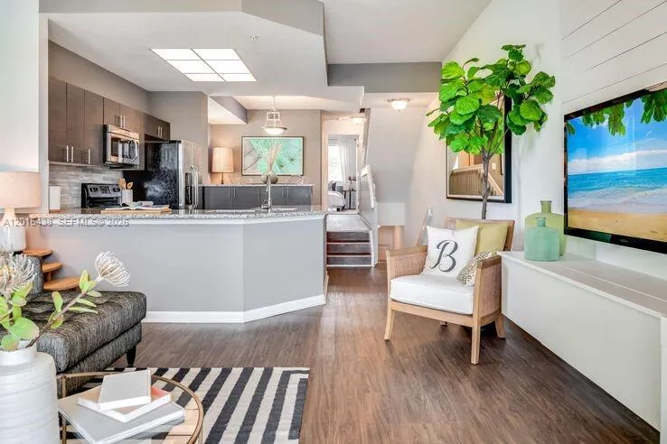 Property photo 32