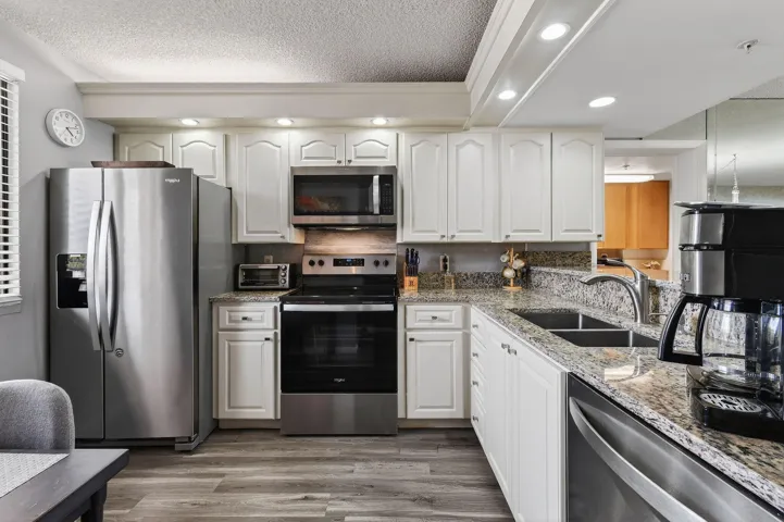 2401MarinaIsleWay#206(13)