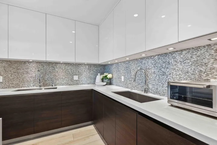 Kitchen with 2 Dishwashers and 2 Sinks