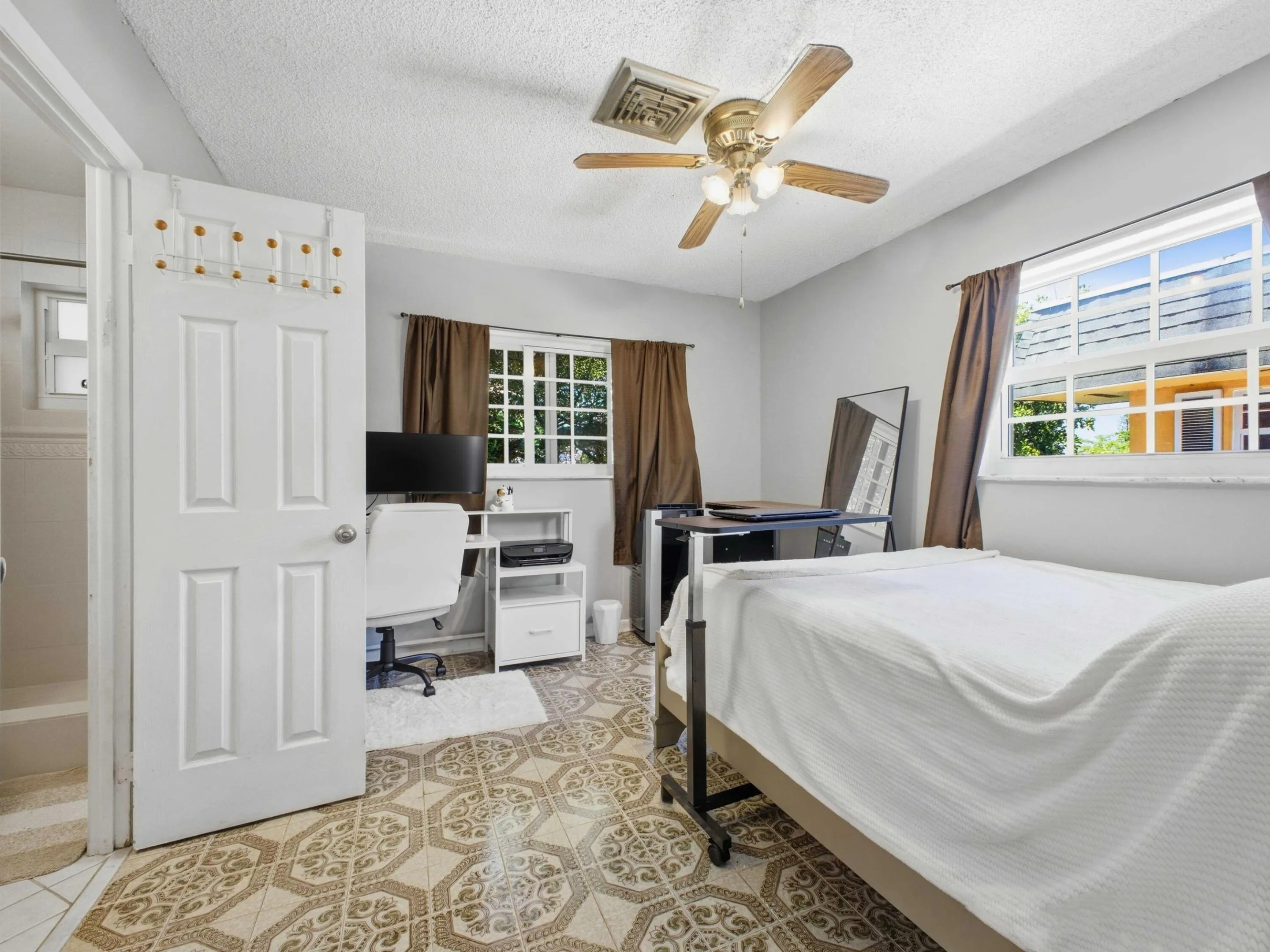Property photo 23