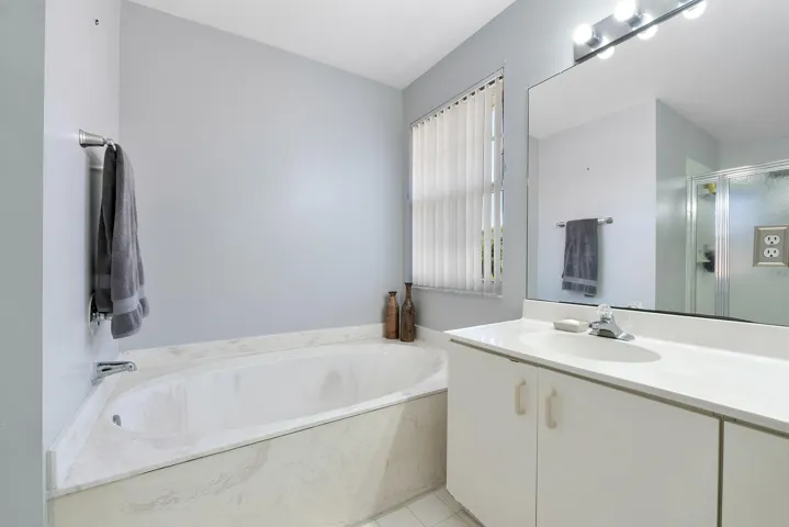 11221 Nw 46th Dr_036