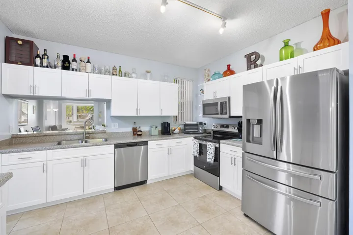 11221 Nw 46th Dr_040