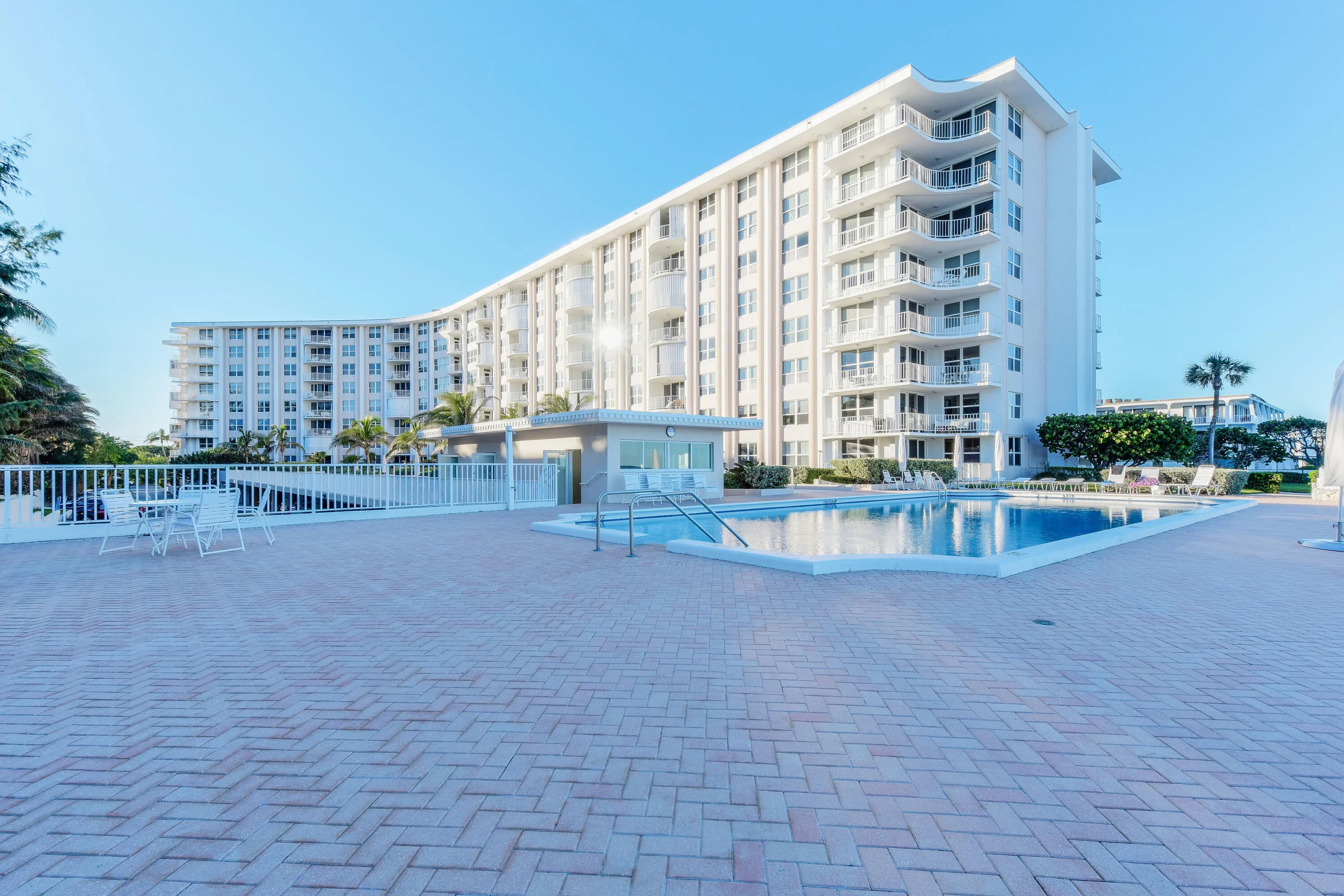 2295SOceanBlvd-HarbourHouse(28)