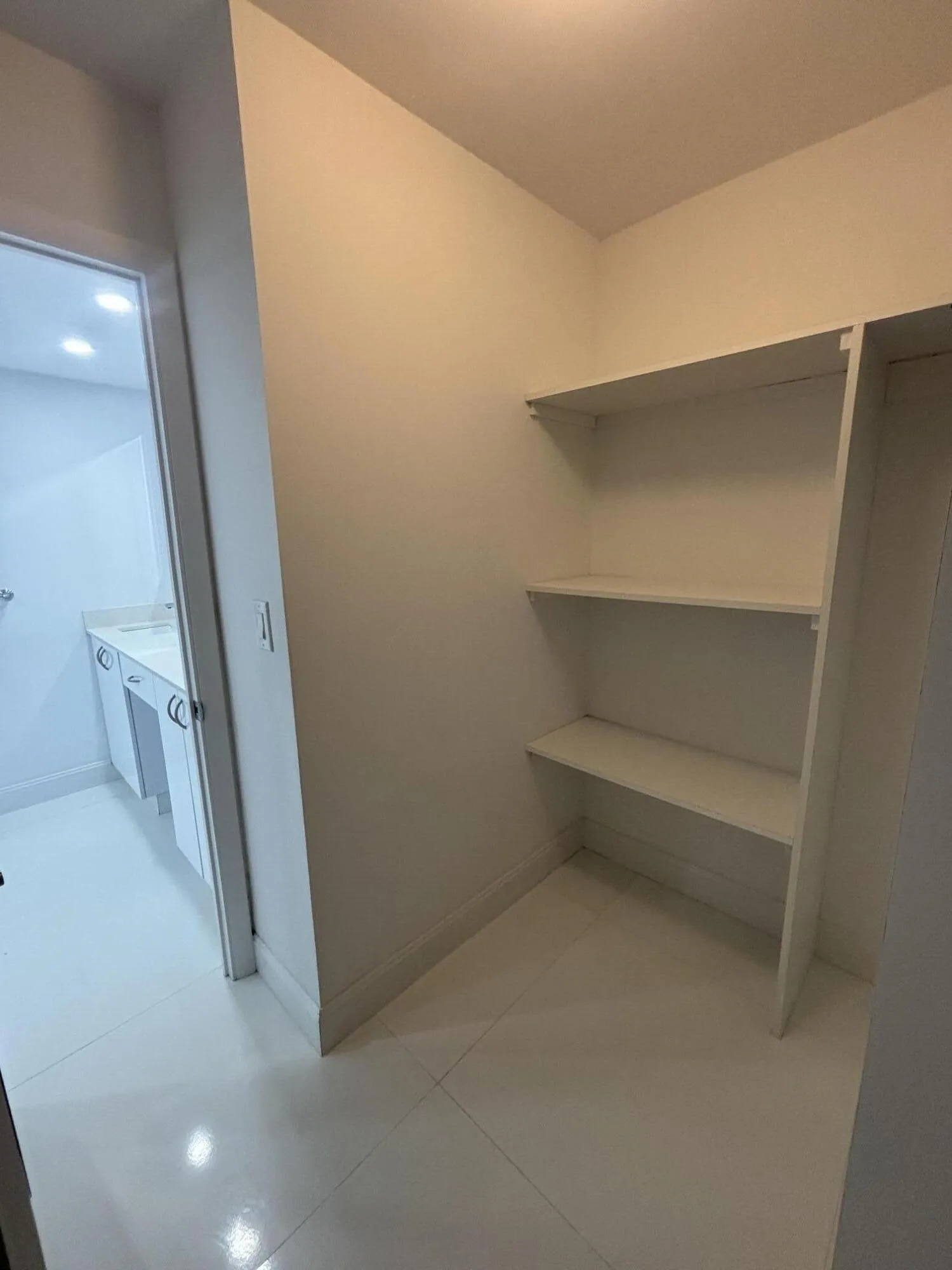 Walk-in closet