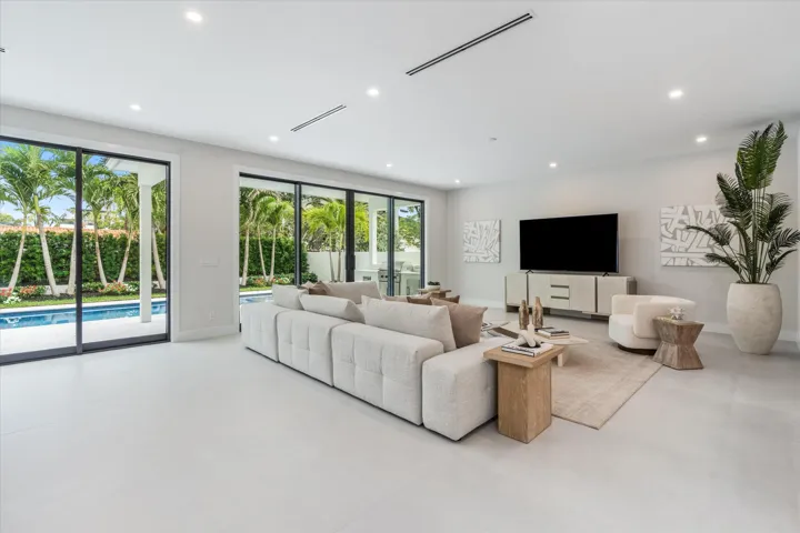 04-1625 SE 1st Street Ft. Lauderdale, FL