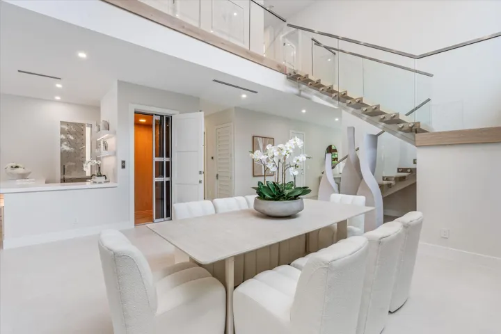 12-1625 SE 1st Street Ft. Lauderdale, FL