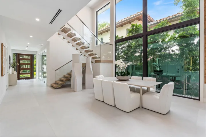 11-1625 SE 1st Street Ft. Lauderdale, FL