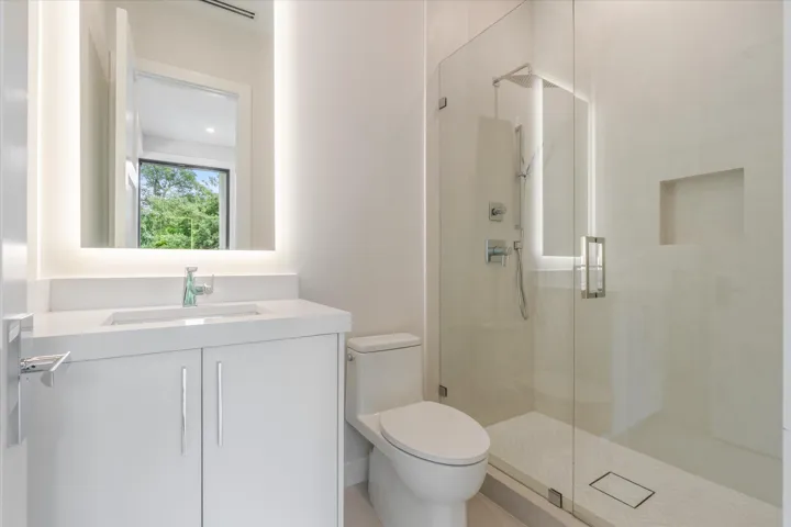 25-1625 SE 1st Street Ft. Lauderdale, FL