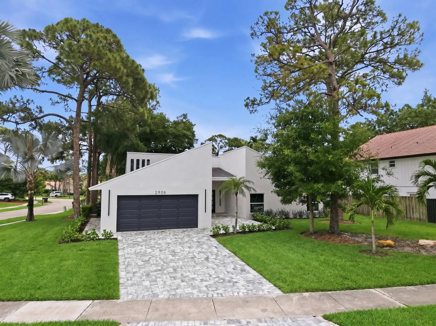 Property photo 33