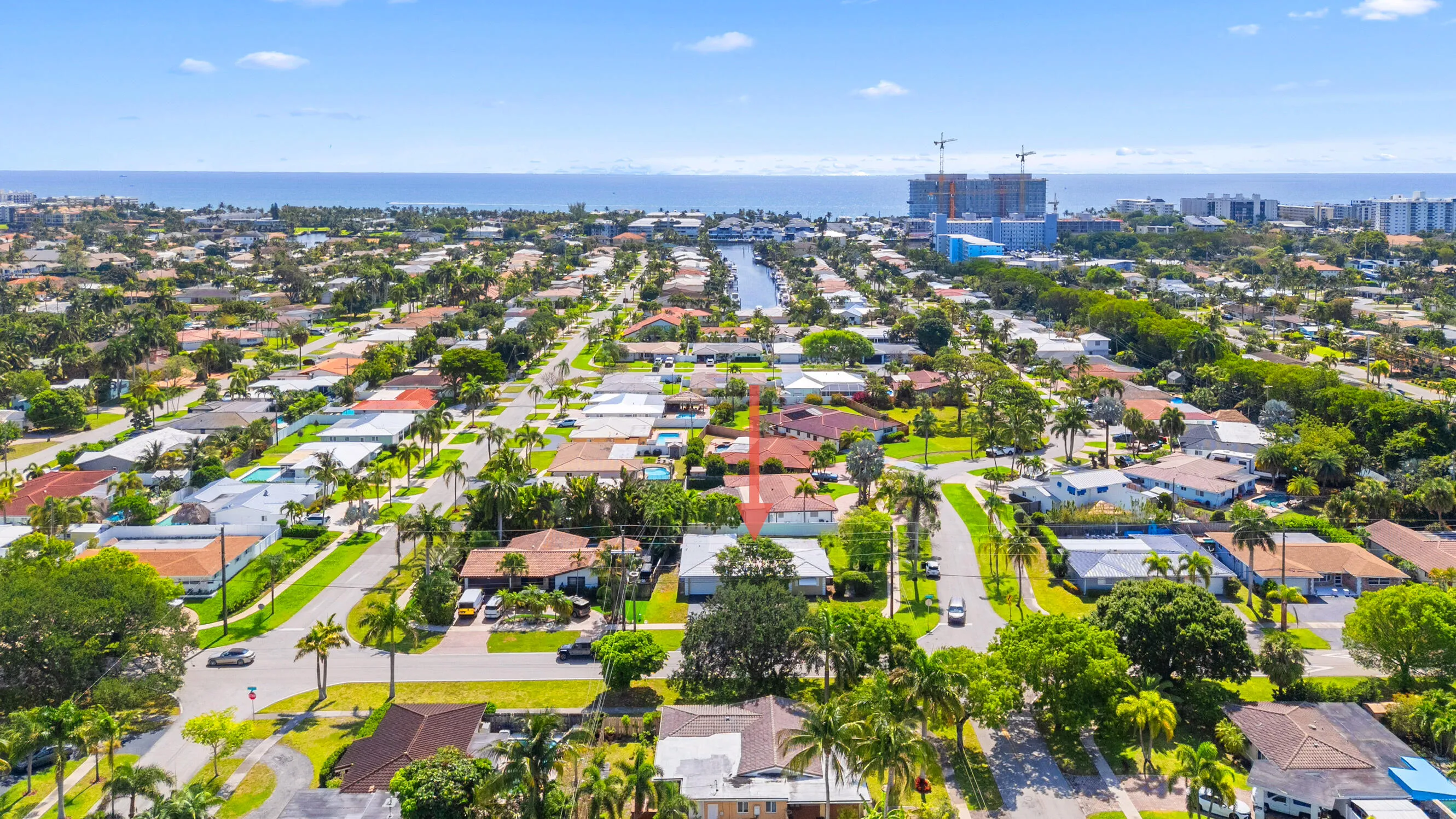 CLOSE PROXIMITY TO THE BEACH
