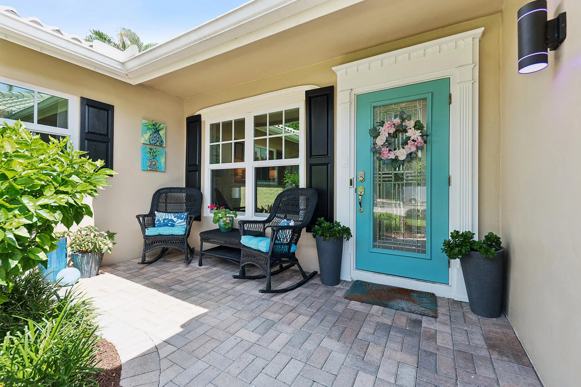 Adorable front porch