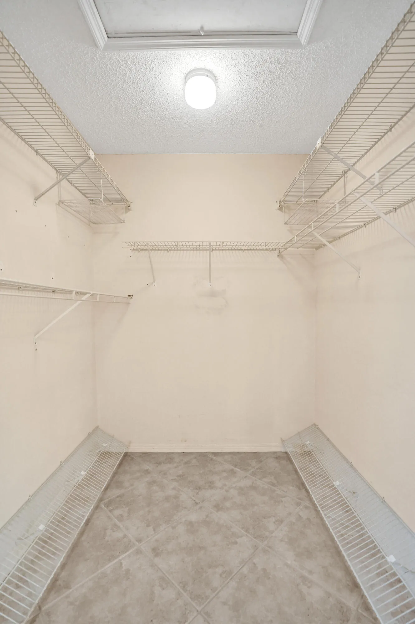 Walk in Closet