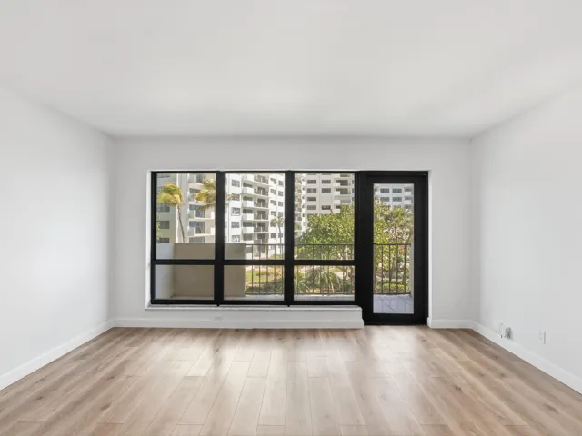 Living Dining 9