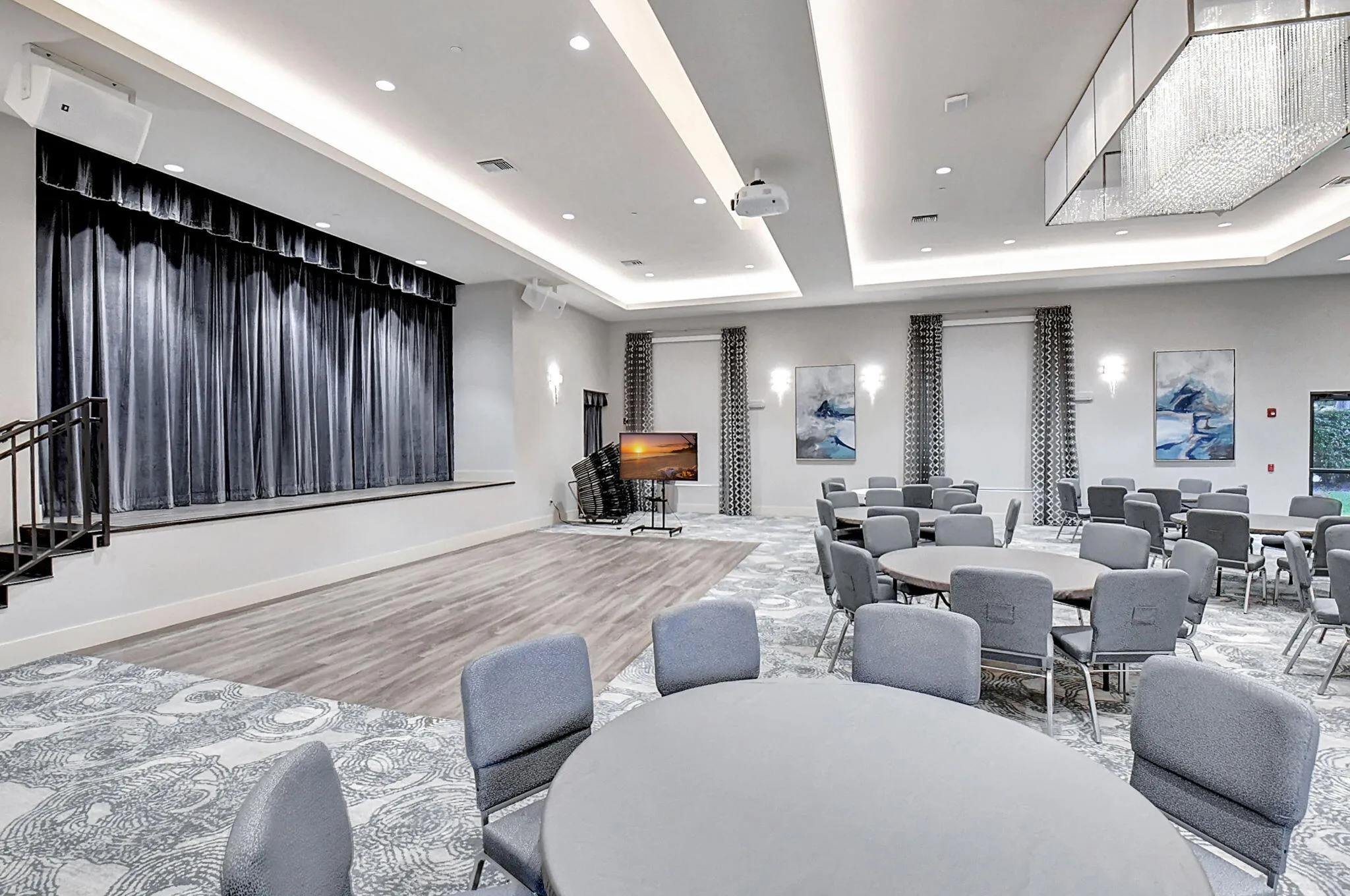 Entertainment/Game Room