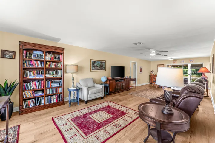 005-4727StorkwoodLane-A-BoyntonBeach-FL-