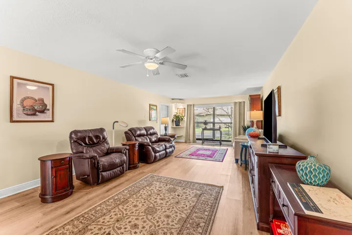 007-4727StorkwoodLane-A-BoyntonBeach-FL-