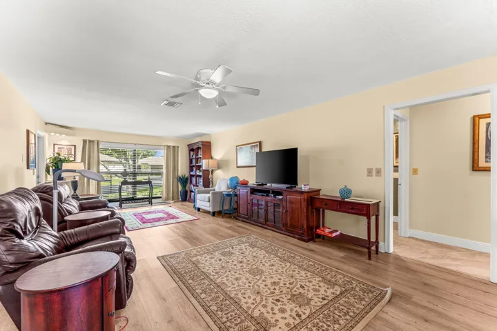 006-4727StorkwoodLane-A-BoyntonBeach-FL-