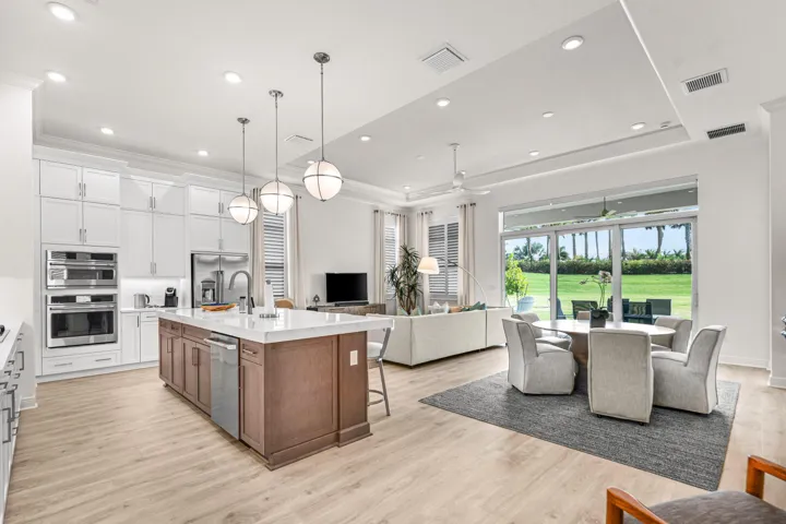 013-5105RivoAltoCircle-Westlake-FL-33470