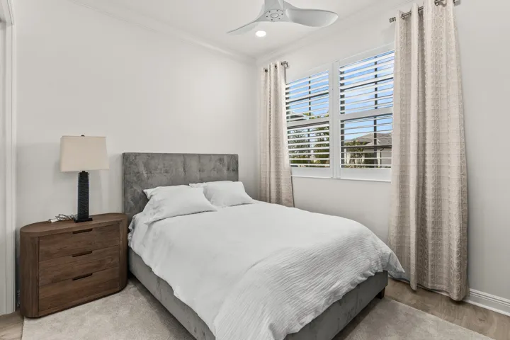 020-5105RivoAltoCircle-Westlake-FL-33470