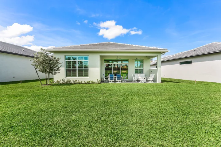 032-5105RivoAltoCircle-Westlake-FL-33470