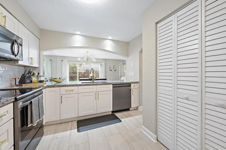 1734 SW 109th Terrace-11