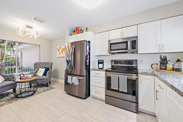 1734 SW 109th Terrace-9