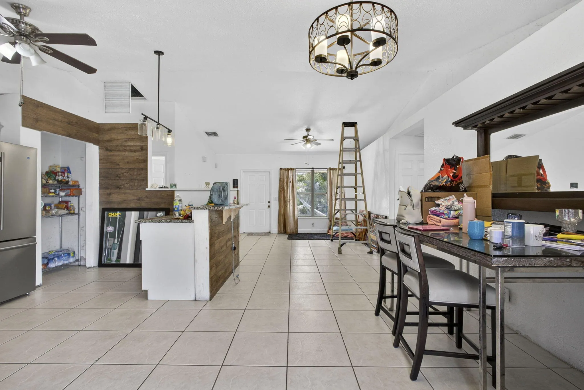 Living/Kitchen