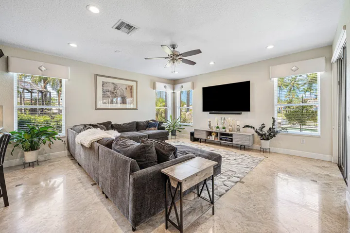 012-15758MentonBayCourt-DelrayBeach-FL-3