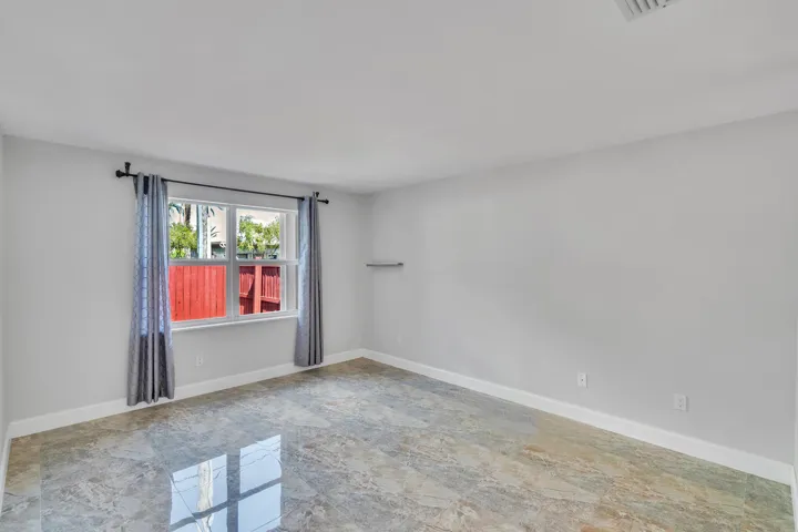 10-bedroom-1