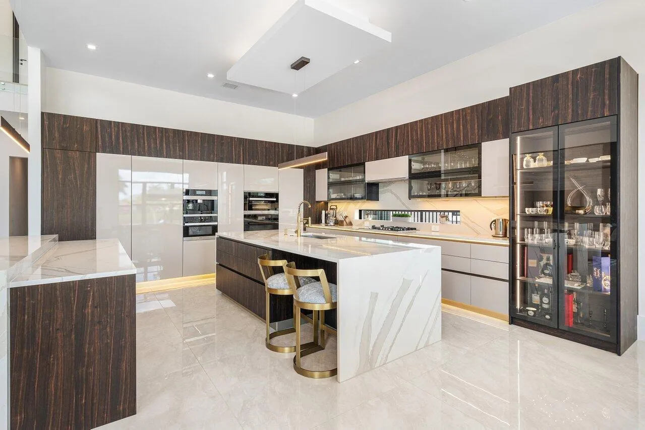 009-9625VescovatoWay-BocaRaton-FL-33496-