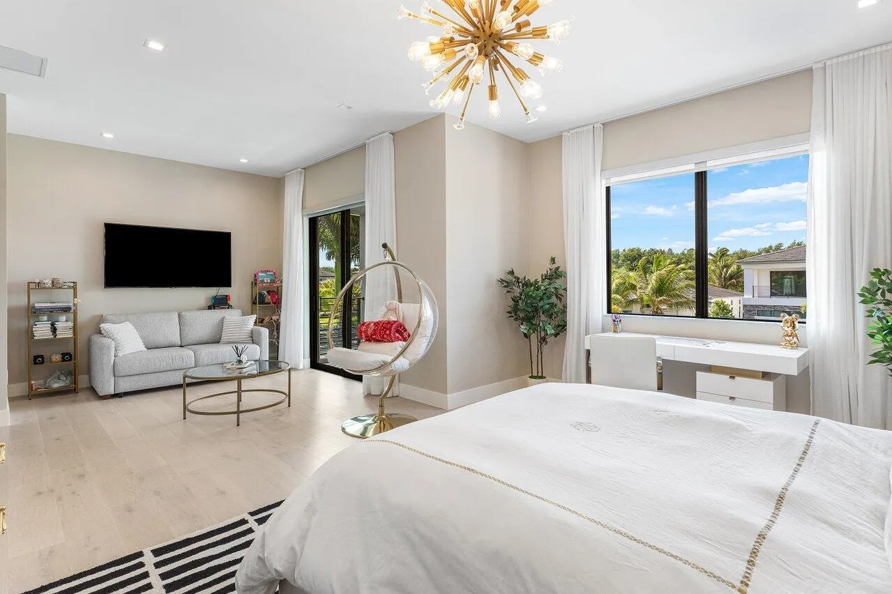 030-9625VescovatoWay-BocaRaton-FL-33496-
