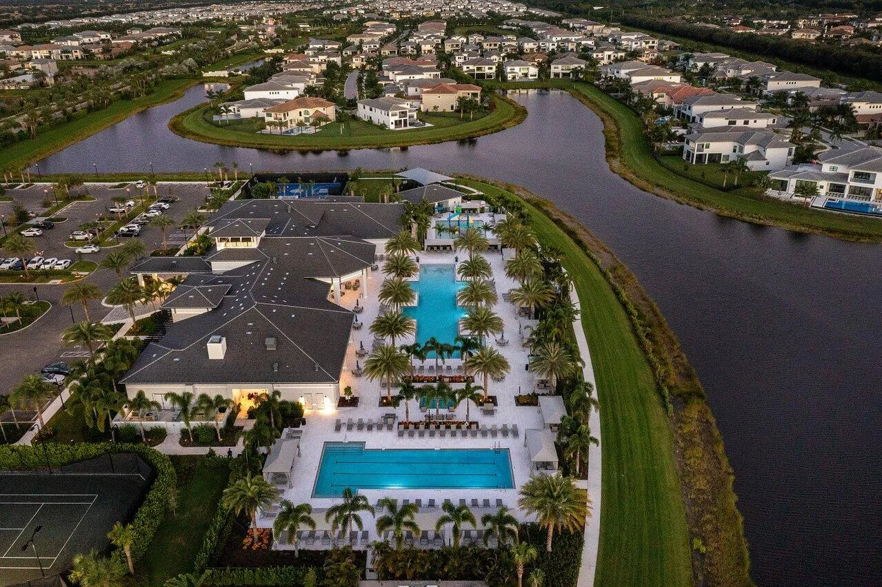 096-9625VescovatoWay-BocaRaton-FL-33496-