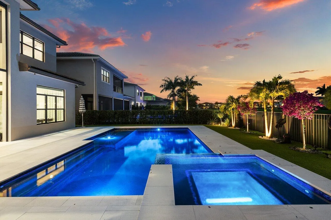 070-9625VescovatoWay-BocaRaton-FL-33496-