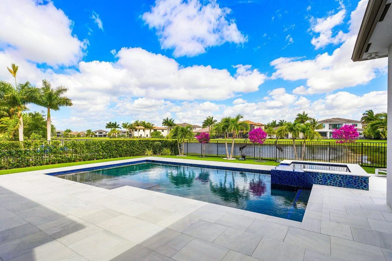 042-9625VescovatoWay-BocaRaton-FL-33496-