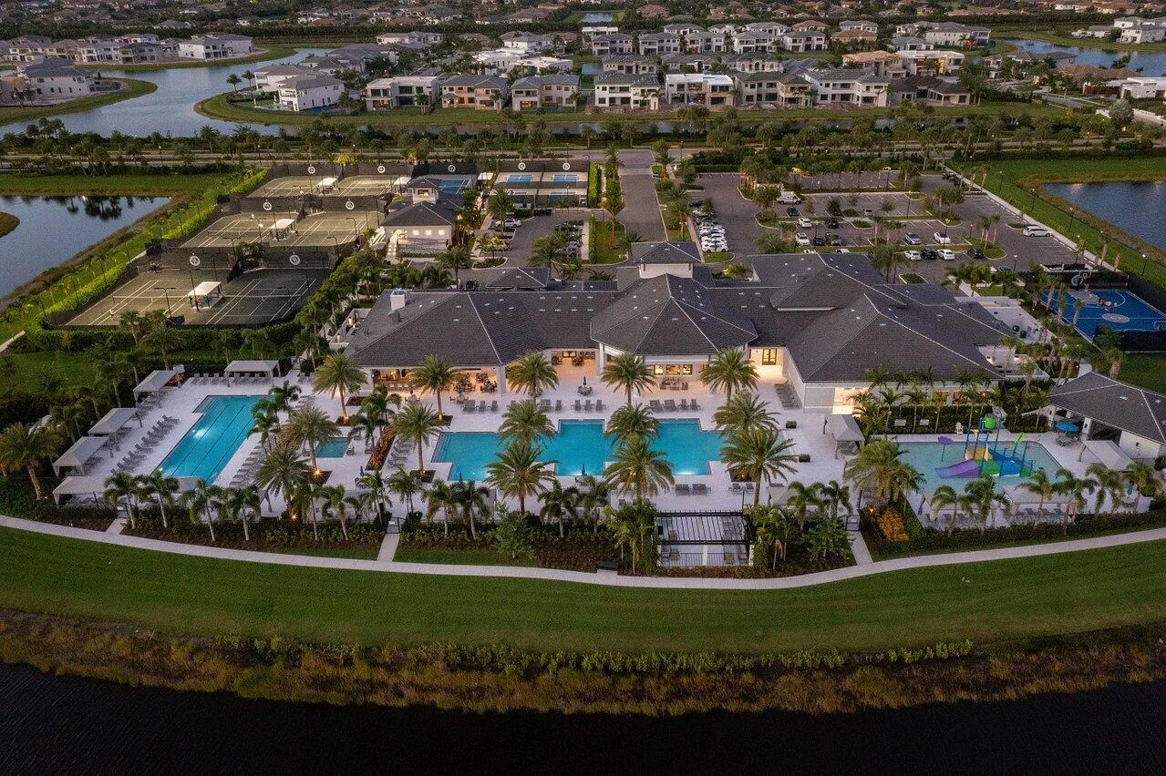 095-9625VescovatoWay-BocaRaton-FL-33496-