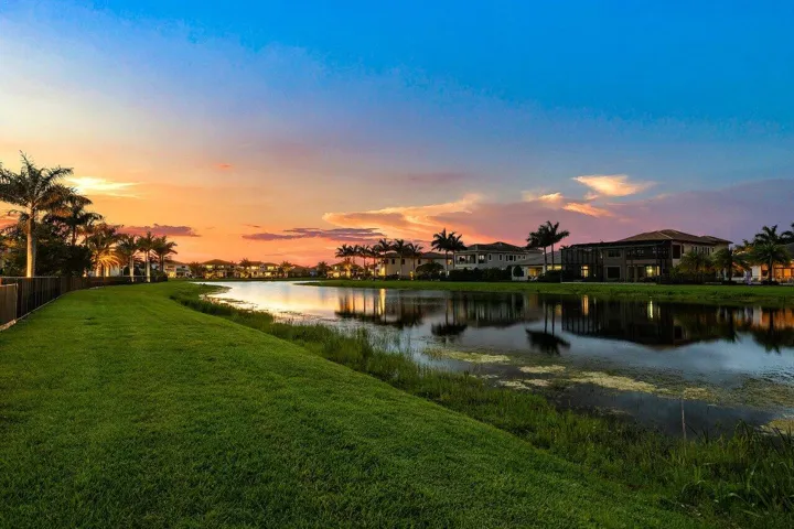 071-9625VescovatoWay-BocaRaton-FL-33496-