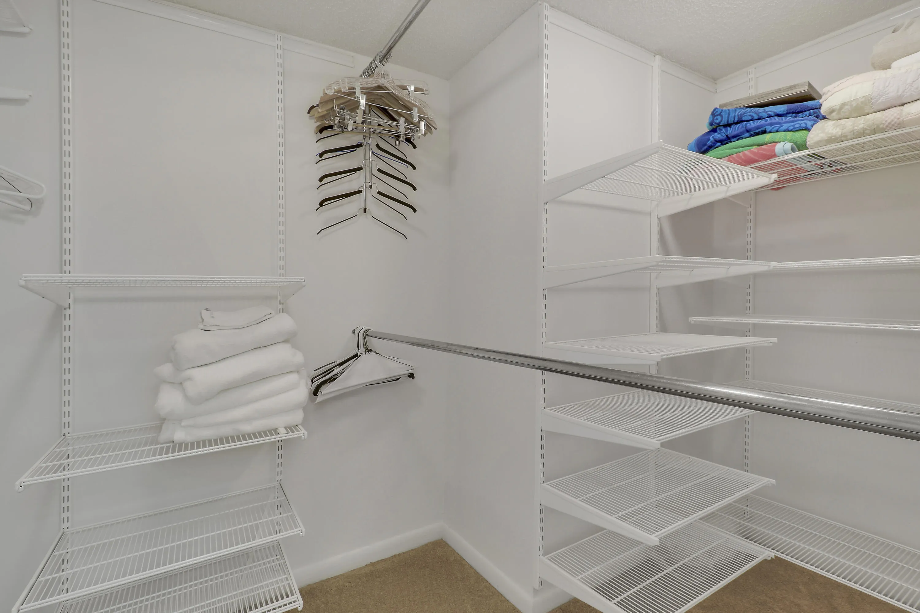 walk in closet