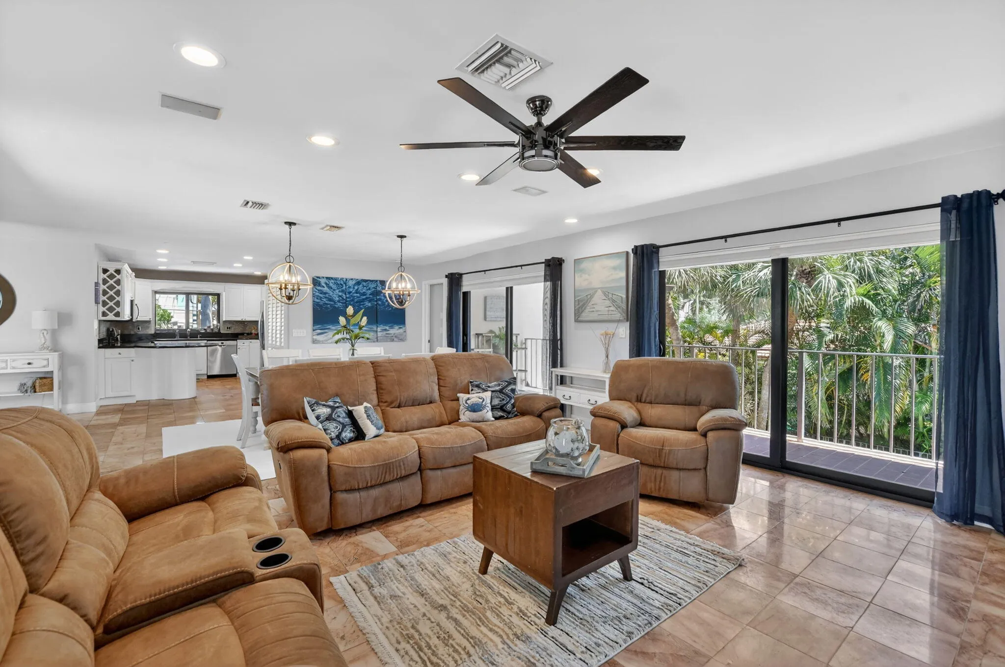09 Living Room